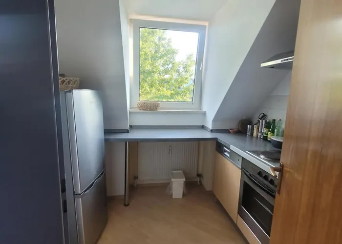 Zentrale 2 Zimmer-wohnung Mit Balkon * Bayreuth