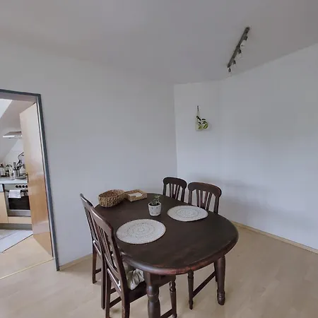 Zentrale 2 Zimmer-wohnung Mit Balkon Bayreuth