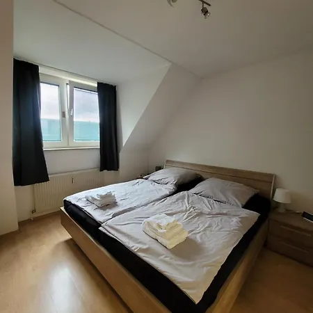 Zentrale 2 Zimmer-wohnung Mit Balkon * Bayreuth