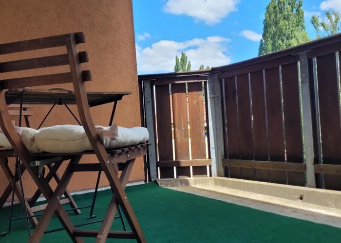Zentrale 2 Zimmer-wohnung Mit Balkon