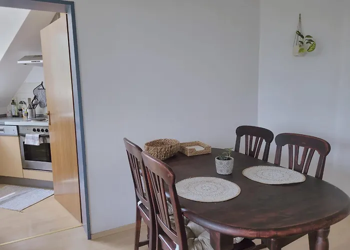 Appartamento Zentrale 2 Zimmer-wohnung Mit Balkon *